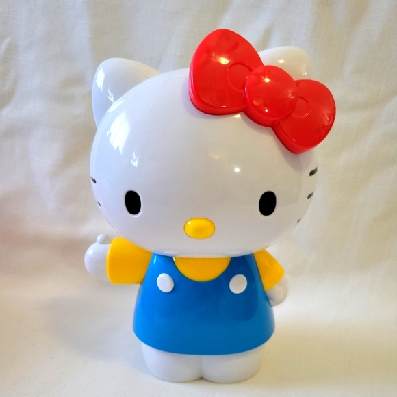 Hello Kitty Dancing Figure. Classic Super Cute Hello Kitty 8.5 inch Collectable - Picture 2 of 12
